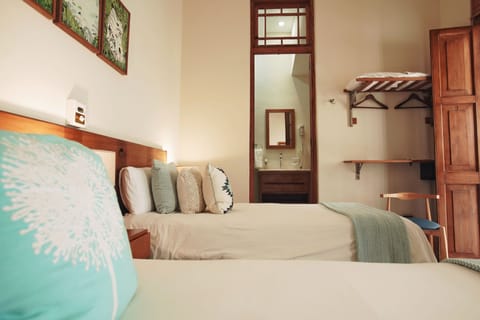 Standard Double Room, 1 Queen Bed, Non Smoking room 202 | Premium bedding, pillowtop beds, minibar, in-room safe