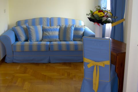 Classic Double Room, City View | Minibar, in-room safe, individually decorated, individually furnished