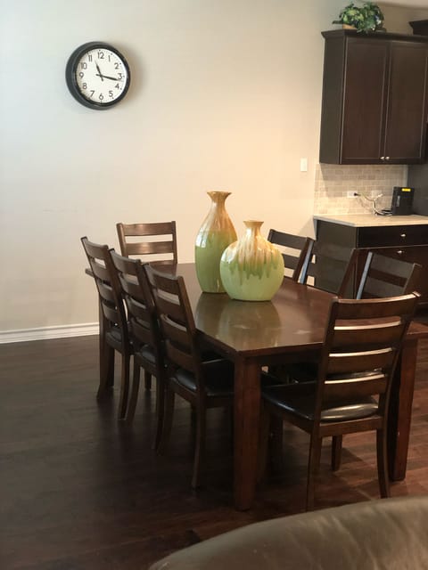 Dining table up to 8.