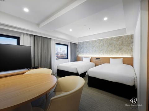 Junior Suite Room with Tatami Space Non Smoking | Down comforters, blackout drapes, soundproofing, iron/ironing board