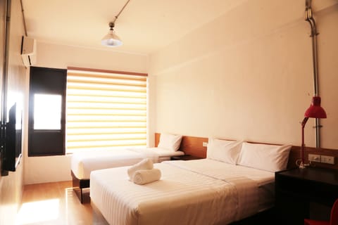 Standard Room | Free WiFi, bed sheets