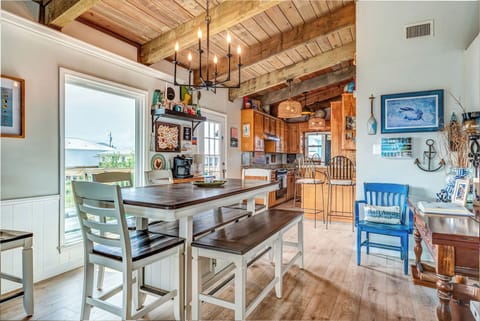 Sea Dog Dining 1 -2024