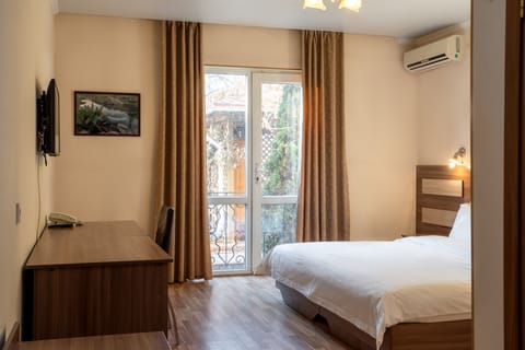 Standard Double or Twin Room | Desk, iron/ironing board, free WiFi, bed sheets