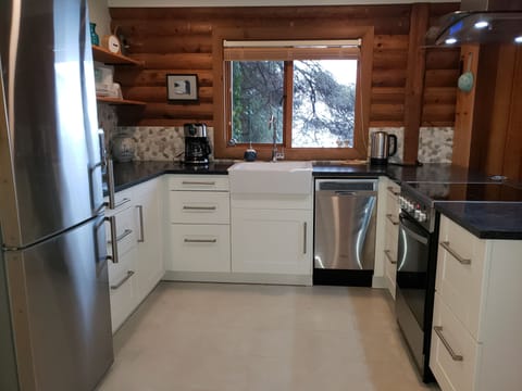 All new stainless steel appliances.