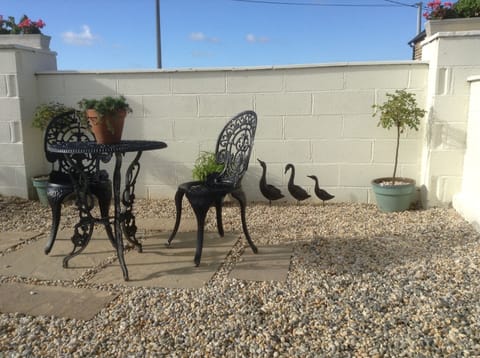 One of the many "while away the time" areas