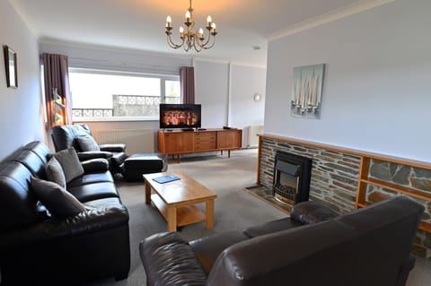 Near to Beach, Pet Friendly