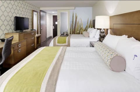 Standard Room, 2 Double Beds | Egyptian cotton sheets, premium bedding, down comforters, in-room safe