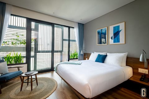 Deluxe Double Room, City View | In-room safe, desk, soundproofing, free WiFi
