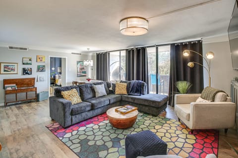 Hot Springs Vacation Rental | 2BR | 2BA | Step-Free Access Via Elevator