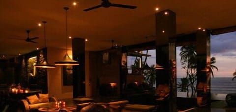 Deluxe Beachfront, Bali