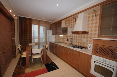 Standard Apartment, 2 Bedrooms | Private kitchen | Fridge, microwave, stovetop, dishwasher