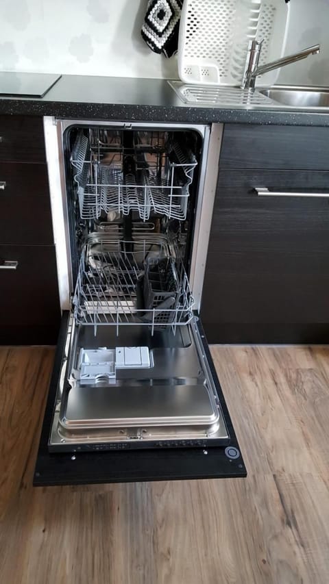 New dishwasher