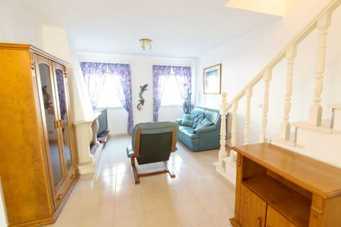 Apartment, 3 Bedrooms, Patio | Living area | 50-cm LCD TV with satellite channels, TV