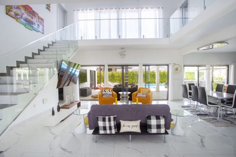 Deluxe Villa | Living area | Smart TV