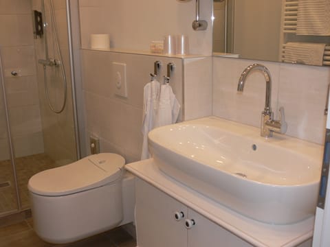 Double Room, Balcony (Landhaus) | Bathroom | Deep soaking tub, towels