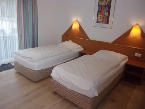 Double Room | In-room safe, desk, iron/ironing board, cribs/infant beds