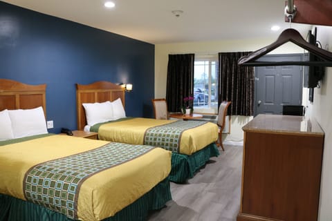 Premium Room, 2 Double Beds, Non Smoking | Desk, blackout drapes, soundproofing, free WiFi
