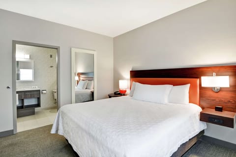 Suite, 1 Bedroom, Non Smoking | Desk, blackout drapes, iron/ironing board, free cribs/infant beds