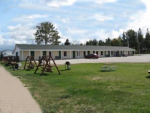 Children's play area - outdoor