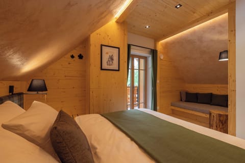 Alpine SPA Chalet | 1 bedroom, Egyptian cotton sheets, pillowtop beds, desk