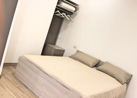 Deluxe Double Room | Individually furnished, desk, soundproofing, free WiFi