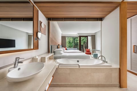 1 bedroom, down comforters, minibar, in-room safe