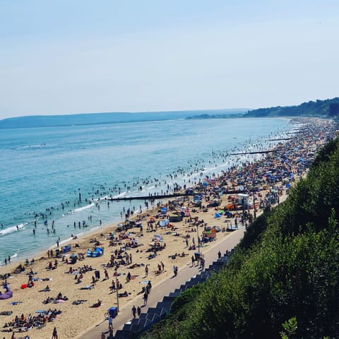 On the beach, 5 beach bars