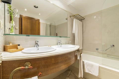 Double Room, Balcony, Pool View | Bathroom | Free toiletries, hair dryer, towels