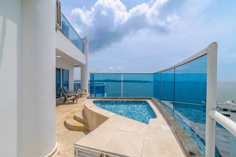 POSEIDON PENT-HOUSE SUPERIOR 4 ROOMS | Terrace/patio