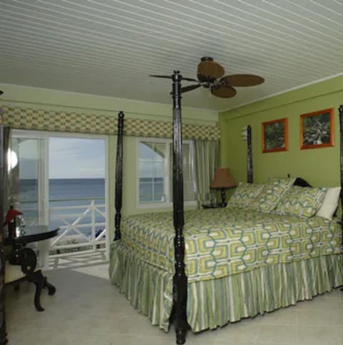 Deluxe Room, 1 King Bed, Ocean View | Select Comfort beds, in-room safe, individually furnished, desk