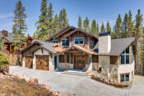 7 Bedroom Luxury Home