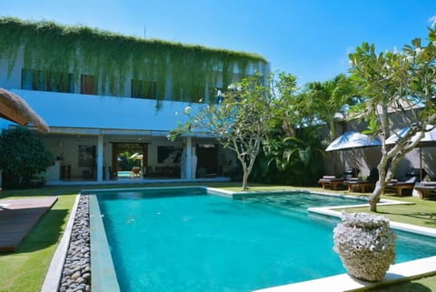 Stylish&Elegant 8Bed Lux Villa,Seminyak;