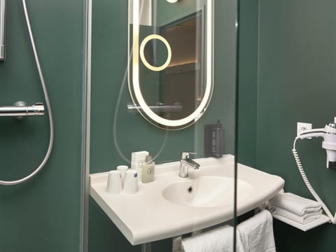 Standard Room, 2 Twin Beds | Desk, blackout drapes, soundproofing, iron/ironing board