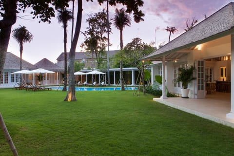 Caribbean Style Villa Seminyak 8 bedroom