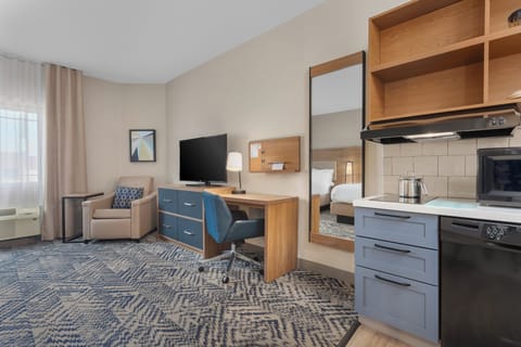 Studio Suite, 2 Queen Beds, Accessible (Communications, Mobility) | Hypo-allergenic bedding, pillowtop beds, in-room safe, desk