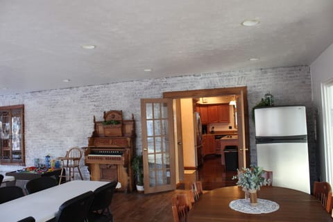 Large Gathering Room