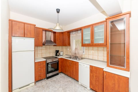 Grand Duplex, Balcony, Sea View | Private kitchenette | Full-size fridge, oven, stovetop, coffee/tea maker