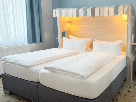 Studio Suite | Free minibar, desk, iron/ironing board, free WiFi