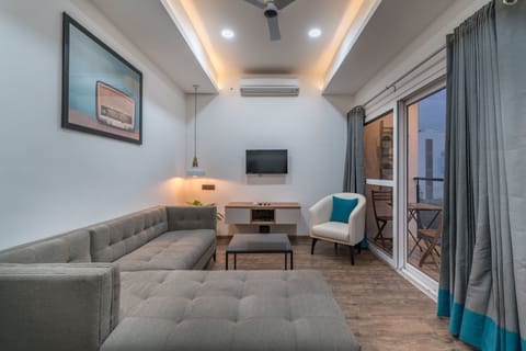 Apartment, 1 Bedroom | Living room | LED TV