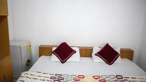 Executive Room | 1 bedroom, blackout drapes, free WiFi, bed sheets