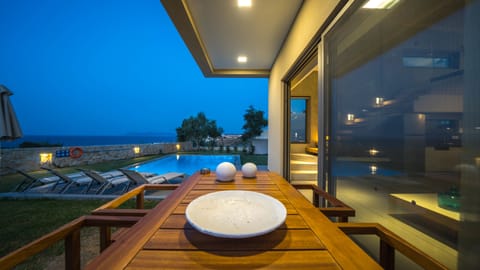 Villa, 2 Bedrooms | Terrace/patio