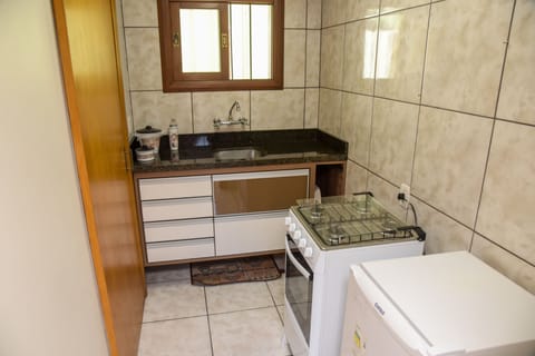 Classic Apartment, 1 Double Bed with Sofa bed, Non Smoking | Private kitchen | Microwave, cookware/dishes/utensils