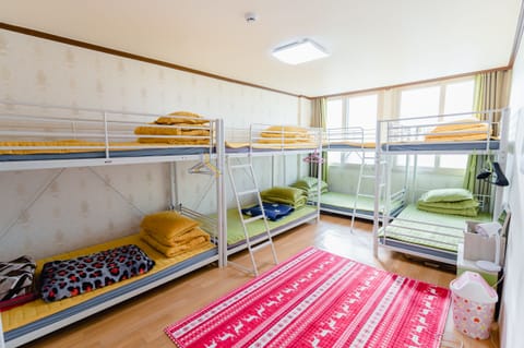 Shared Dormitory, Men only (8 people) | Free WiFi