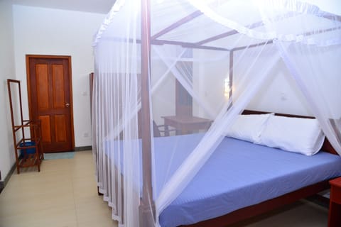 Basic Villa, Smoking, Garden View | 2 bedrooms, pillowtop beds, in-room safe, individually furnished