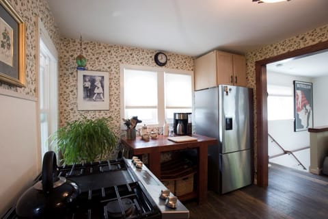Kitchen includes excellent cookware, coffee, expresso and espresso machine.