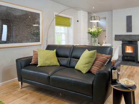 Comfortable living area | Granary - Gatehouses of Fleet, Gatehouse of Fleet