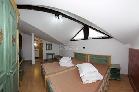 Double or Twin Room, Mountain View (Small) | In-room safe, individually furnished, free WiFi, bed sheets