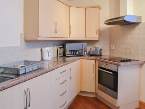 Well appointed kitchen | Glen Apartment, Aviemore