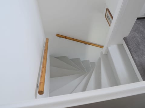 Turning staircase to the first floor | Sea Thistle Cottage, Nairn