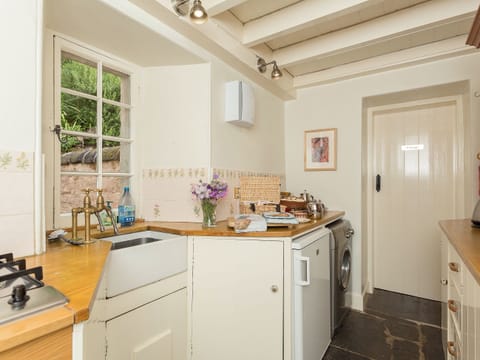 Kitchen | Big Barns Cottage, Dunrobin, near Golspie